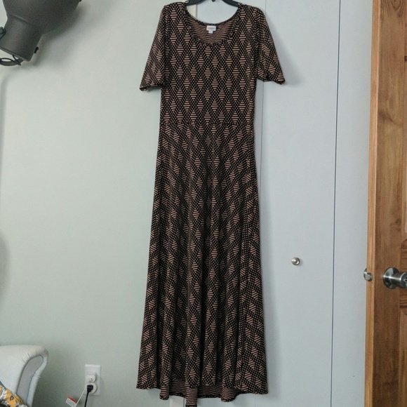 Dress - Picture 1 of 1